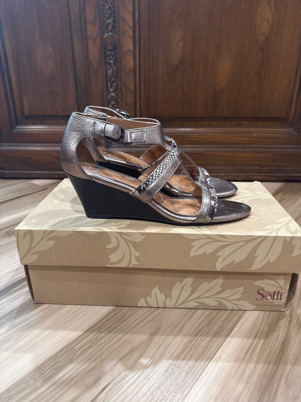 Sofft Pippa Anthracite Wedge Sandals Women's Size 9M